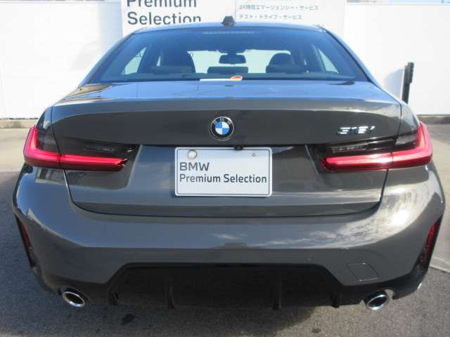 ご購入後はお近くの全国BMW正規ディーラーにて整備のご入庫いただけます。