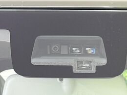 【スズキ　セーフティサポート】走行中に前方の車両等を認識し、衝突しそうな時は警報とブレーキで衝突回避と被害軽減をアシスト。より安全にドライブをお楽しみいただけます。