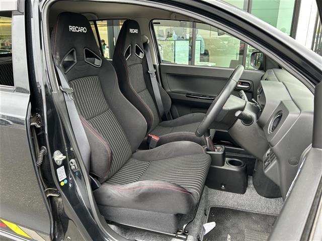 ☆商談ルームにはキッズルームも完備しています☆お子様連れでもゆっくりとお車をお選びいただけます！