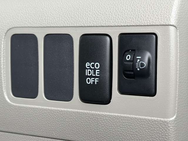 アイドリングストップ＆ライトレベライザー搭載車輌♪