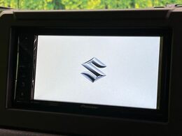 【純正ナビ】人気の純正ナビを装備。オーディオ機能も充実しており、Bluetooth接続すればお持ちのスマホやMP3プレイヤーの音楽を再生可能！毎日の運転がさらに楽しくなります！！