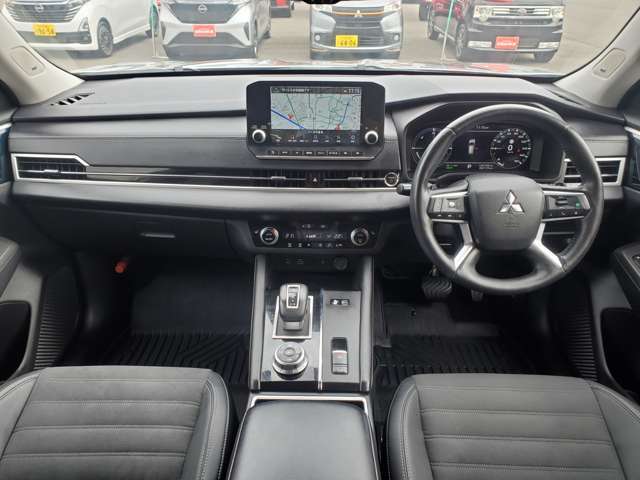 ネットでは伝えきれない車の良さが多々ありますので是非ご来店下さい！！