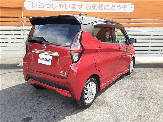 当店ではJU認定の中古車自動車販売士が常時在籍しております。中古車自動車販売士の認定は、一定の研修を受講し、試験に受かることが必要です！その研修、試験に合格した販売士が当店は在籍しております！