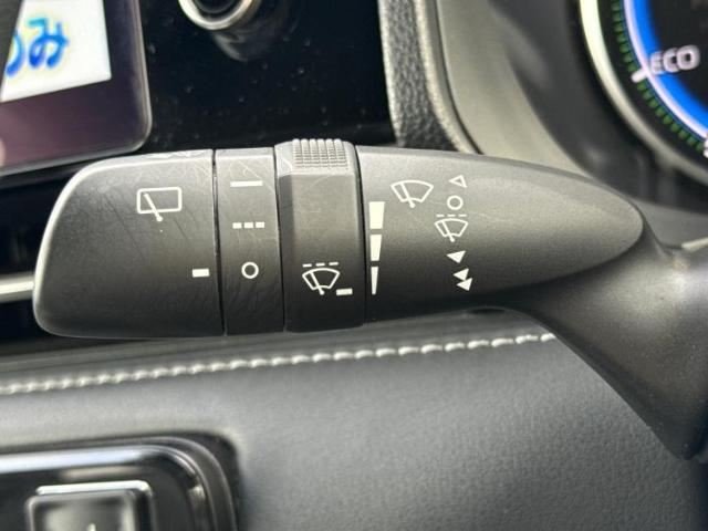 国産車から輸入車まで多様なお客様のニーズのお応えできるように、全国規模で豊富な在庫展開！車のことならWECARSへ！