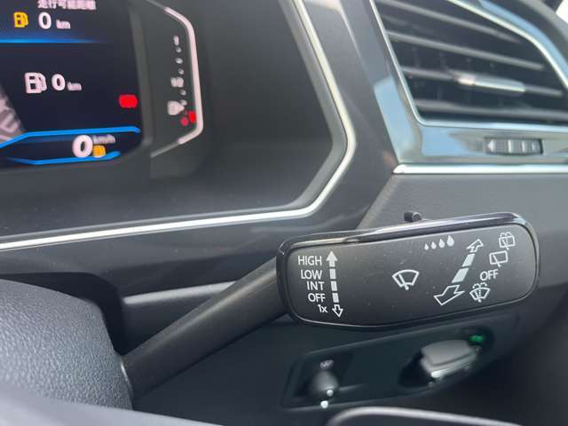 お車選びに役立つ情報や、スタッフの日常などをブログで書いております！ぜひ下記のリンクからご覧ください！！https://carboxkyoto.com/blog/