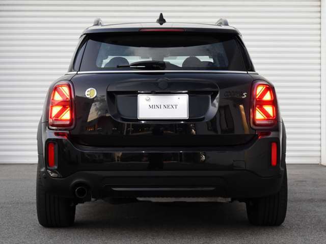 MINIファイナンス商品、MINI自動車保険、ドライブレコーダーの取り扱いも行っております。お車のことはすべて当社にお任せください。お問い合わせはフリーダイヤル【0120-419-603】まで！