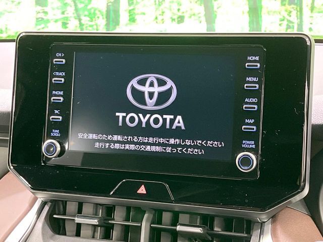 【ディスプレイオーディオ】お持ちのスマートフォンと連携して、ナビやbluetoothでの音楽再生が可能です♪デザインはもちろん操作性も良好！別途ナビ機能の取付けも可能です♪