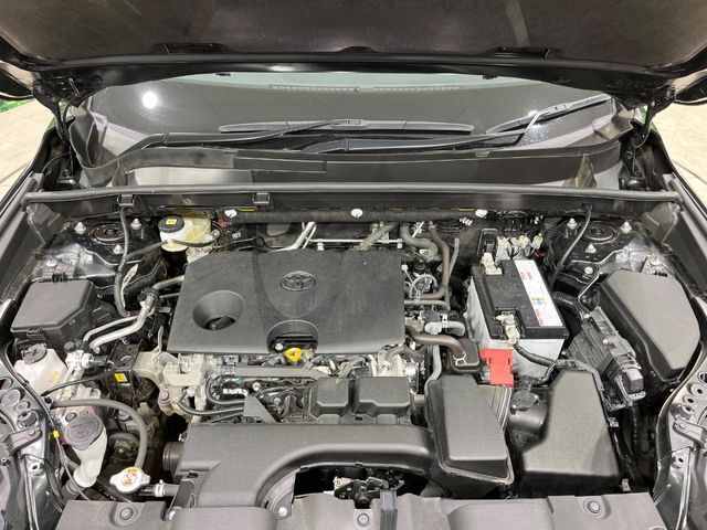 親切・丁寧な専門メカニックスタッフが応対！・車検・点検整備・事故等の修理などアフターサービスも安心。お車のカスタマイズもネクステージのサービススタッフまでご相談ください！