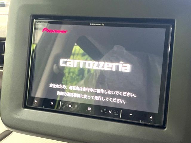 【新品8型ナビゲーション】目的地までしっかり案内してくれる使いやすいナビ。Bluetooth接続すればお持ちのスマホやMP3プレイヤーの音楽を再生可能！毎日の運転がさらに楽しくなります！！