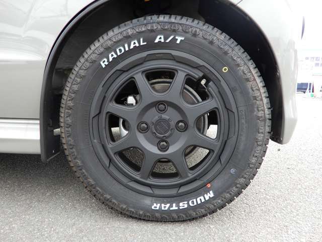 新品タイヤホイールセット付いてます！