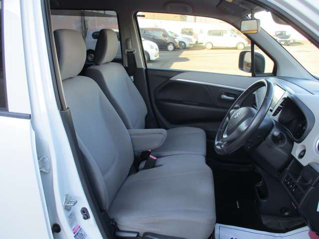 メール問合せも24時間受付中。素早いご返答を心がけております！他に見たい箇所などございましたら追加の写真もお送りいたします！（定休日等でご返答が遅れる場合がございます。あらかじめご了承ください）