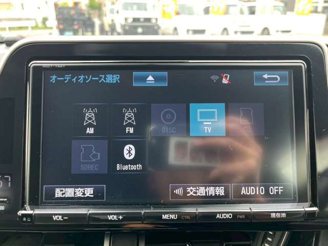 ☆シートヒーター☆寒いと思ったらこちらのシートヒーターが大活躍！すぐにシートが温まり寒い朝にも大変便利♪