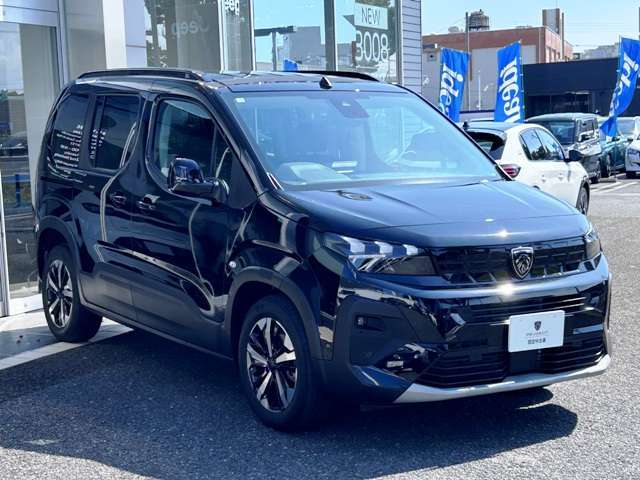 当社は指定工場を併設しておりますので、一般整備・メンテナンスはもちろん車検も全て対応可能です。アフターサービスにつきましてもお任せ下さい！！