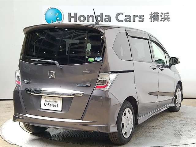 こちらのおクルマは当店指定整備工場で法定12ヶ月点検を実施し納車いたします。