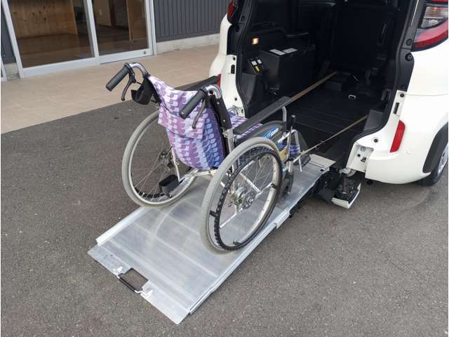 福祉車両のみ100台以上展示！静岡から良質な福祉車両を全国に。福祉車両ヤマシタオート