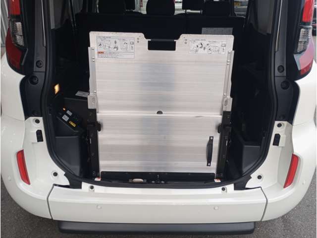 福祉車両のみ100台以上展示！静岡から良質な福祉車両を全国に。福祉車両ヤマシタオート