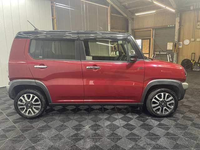 4WD　スマートキー　ドライブレコーダー　ETC　Bluetoothオーディオ　ガイドライン付きバックカメラ　パワーウインドウ　LEDライト