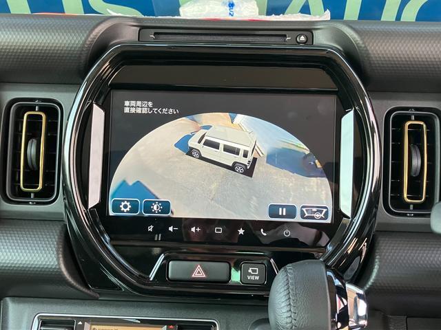 発進前などの車両周囲360度をナビの画面で確認可能な3Dビューを装備！運転席から死角になる箇所も確認できるので安心！