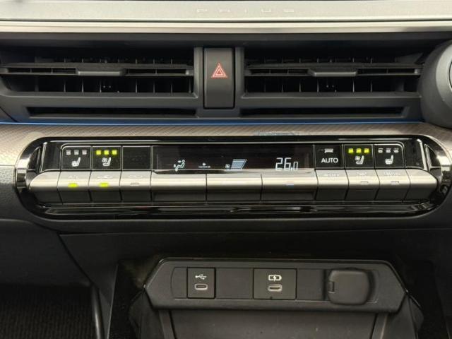 国産車から輸入車まで多様なお客様のニーズのお応えできるように、全国規模で豊富な在庫展開！車のことならWECARSへ！