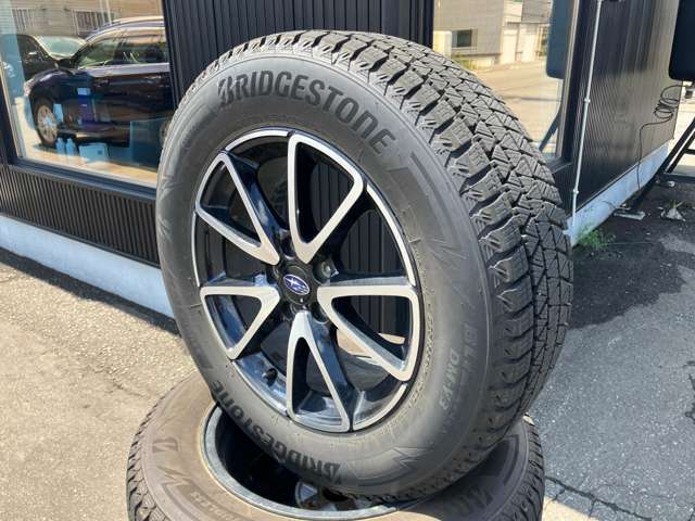 スタッドレスタイヤBS「DM-V3」17インチアルミホイール！（225/65R17）