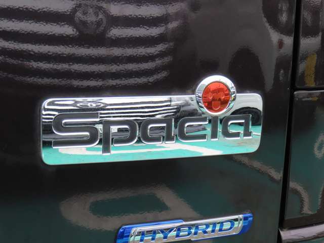 当店中古車は全車保証付です。詳しくはスタッフに尋ねください。