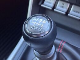 【フロア6速MT】走りの6速MT！！スポーティーな走行をお楽しみいただけます♪