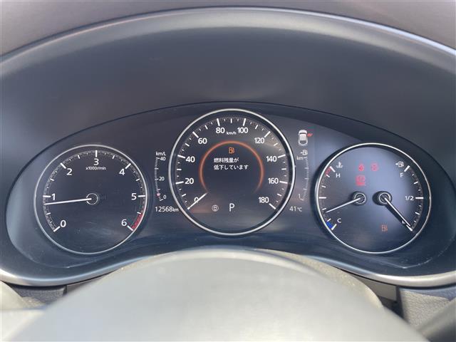 【スピードメーター】メーターがシンプルで見やすく運転しやすいですね！