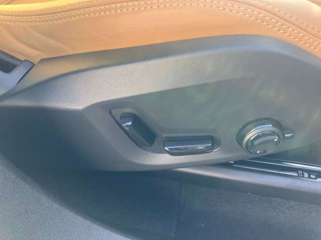 高年式のお車を取り扱っておりますので、メーカー保証期間内の車両が多数ございます！メーカー保証が切れている車両も、別途保証をご案内いたしますので、ご相談ください。