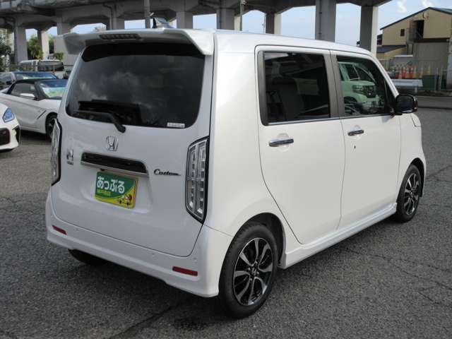 お車で来られる際は最寄りのインターは第二神明・玉津インターです。電車でこられる際は最寄駅はJR明石駅です。駅にはスタッフがお迎えに上がりますので是非見に来てください！