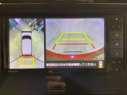 リアカメラ付で、後方をナビ画面で確認。車庫入れも安心です。もちろん、バックギアと連動しています。