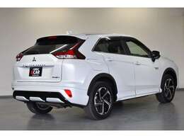 この度は当店のお車をご覧いただき誠にありがとうございます！当店は西日本地区最大級の三菱正規ディーラーとして高品質なお車と充実した整備・保証を提供させて頂いております！お問合せ番号は45090985です♪