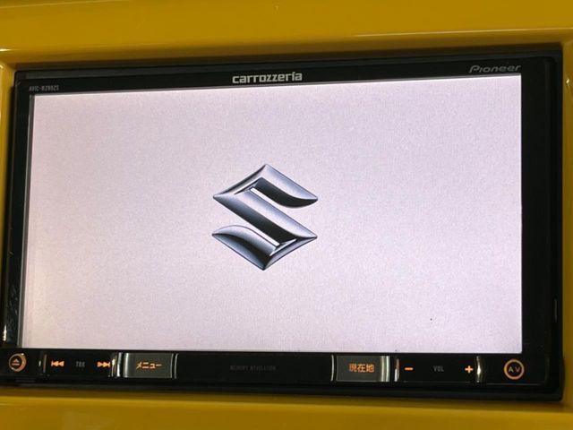 【純正ナビ】人気の純正ナビを装備。オーディオ機能も充実しており、Bluetooth接続すればお持ちのスマホやMP3プレイヤーの音楽を再生可能！毎日の運転がさらに楽しくなります！！