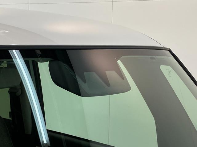 品質へのこだわり！フロアマットやシートなど車内をキレイに清掃し、ニオイや汚れなどを徹底的にクリーニングしてもらっております。室内はピカピカです☆