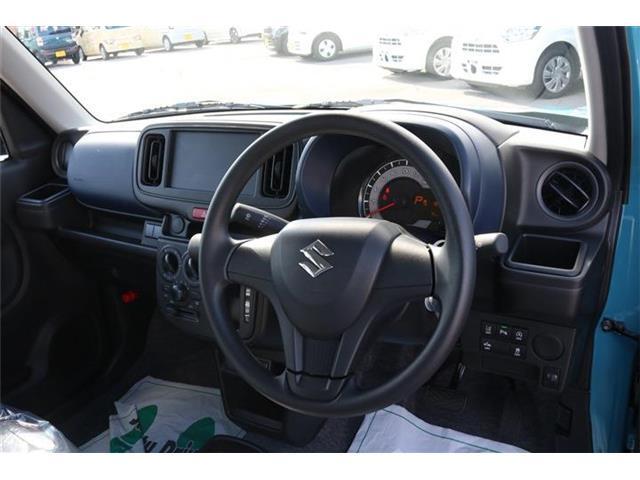 前席全体　目線も高く広い視界で安心して運転することができますね！