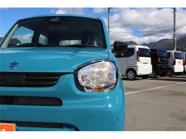 ヘッドライトで暗い夜道も明るく照らしてくれます！