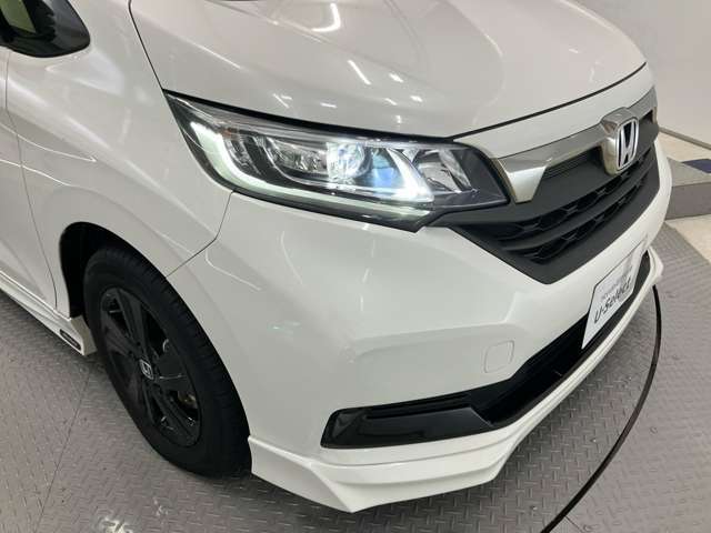 LEDライトで走行中も明るく照らしてくれます。