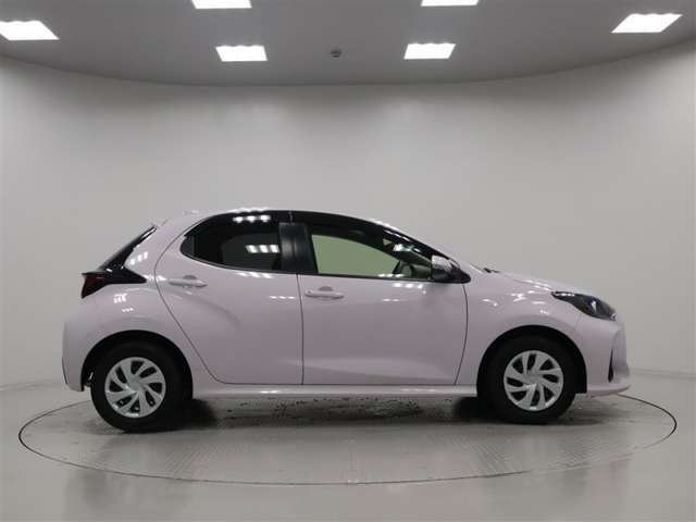 《ロングラン保証α》通常のロングラン保証に有償にてプラス1年または2年の延長保証もお選びいただけます。愛車を永く大切にお乗りになる方におすすめのプランです。