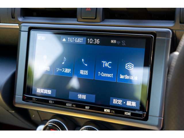 ナビゲーションシステムは、トヨタディーラーオプションの【NSZT-Y68T】を搭載。9インチHDディスプレイ、フルセグTV、DVD・CD再生、Bluetooth接続、サウンドレコーディング(SD)の機能を持っています。