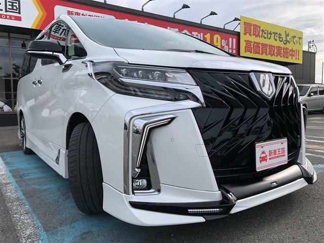 お車のご購入が初めての方も安心☆当店のスタッフは、わかりやすく、丁寧な説明を心がけておりますのでお客様のお車購入のサポートをさせて頂きます！！