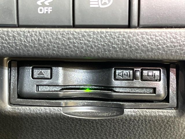 【ETC】高速道路の料金所をストレスなく通過！話題のスポットやサービスエリアに多い「スマートIC」利用時は必須のアイテムです。当店でセットアップを実施、ご納車当日からすぐにご利用いただけます！