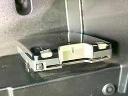 【ETC】高速道路の料金所をストレスなく通過！話題のスポットやサービスエリアに多い「スマートIC」利用時は必須のアイテムです。当店でセットアップを実施、ご納車当日からすぐにご利用いただけます！