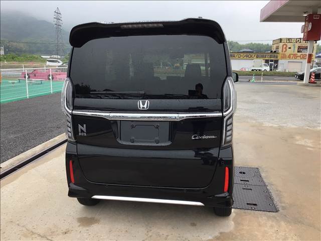 気になるお車のお見積りを作成します！車両本体価格や自賠責保険料、税金、リサイクル預託金登録に伴う諸費用を計算したお見積りをおつくりします。お気軽にお問合せ下さい！