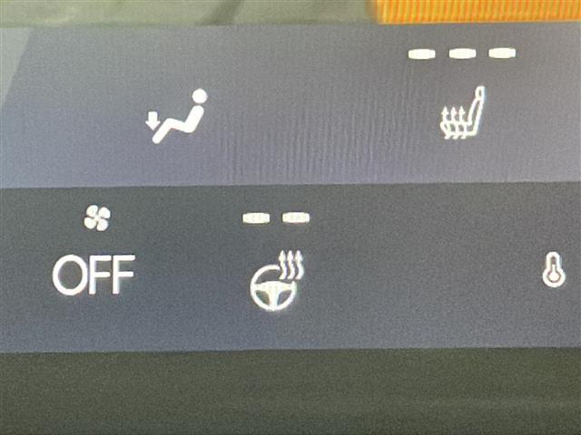 【ステアリングヒーター】冬場の寒い日に手がかじかみながら運転するのはツライですよね。でも、これがあれば安心です！ハンドルのグリップ部がじわっと暖かくなって心までポカポカします。