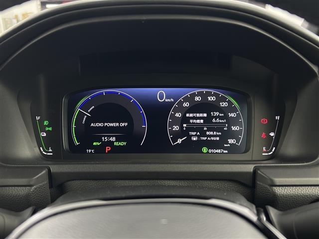 【スピードメーター】メーターがシンプルで見やすく運転しやすいですね！