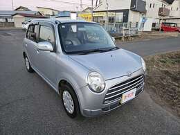 中古車なので内外装に多少のキズ等はございますが、内装クリーニングはもちろん、しっかり車検整備をしてご納車させていただきます。