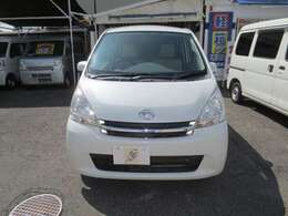 内外装クリーニング済で綺麗にしています。1台1台丁寧に点検をしています。エンジンATエアコン良好です。