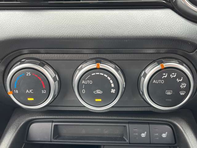 【運転席操作部】快適なドライブを楽しむための機能が装備されています！運転席から触れるので、使いやすいです！除菌プランいれていただくと、さらに清潔で安心していただけます！