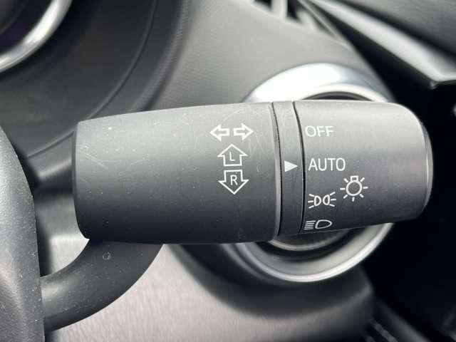 【運転席操作部】快適なドライブを楽しむための機能が装備されています！運転席から触れるので、使いやすいです！除菌プランいれていただくと、さらに清潔で安心していただけます！