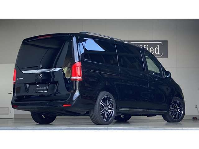メルセデス認定中古車（サーティファイドカー）には100項目にも及ぶ点検・整備項目が設定されております。ご購入後も十分なサポート体制にて安心安全な、メルセデスクオリティをご堪能下さい。