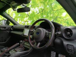 「この車の写真をもっと見たい」「状態が気になる」「この装備はついている？」どんな小さな疑問でもお気軽にお問い合わせください！